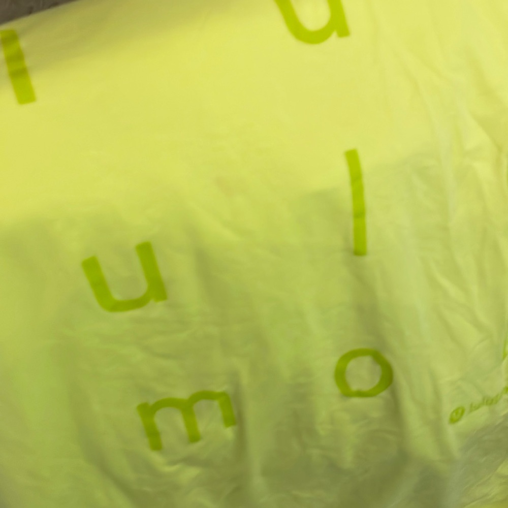 Graphic t